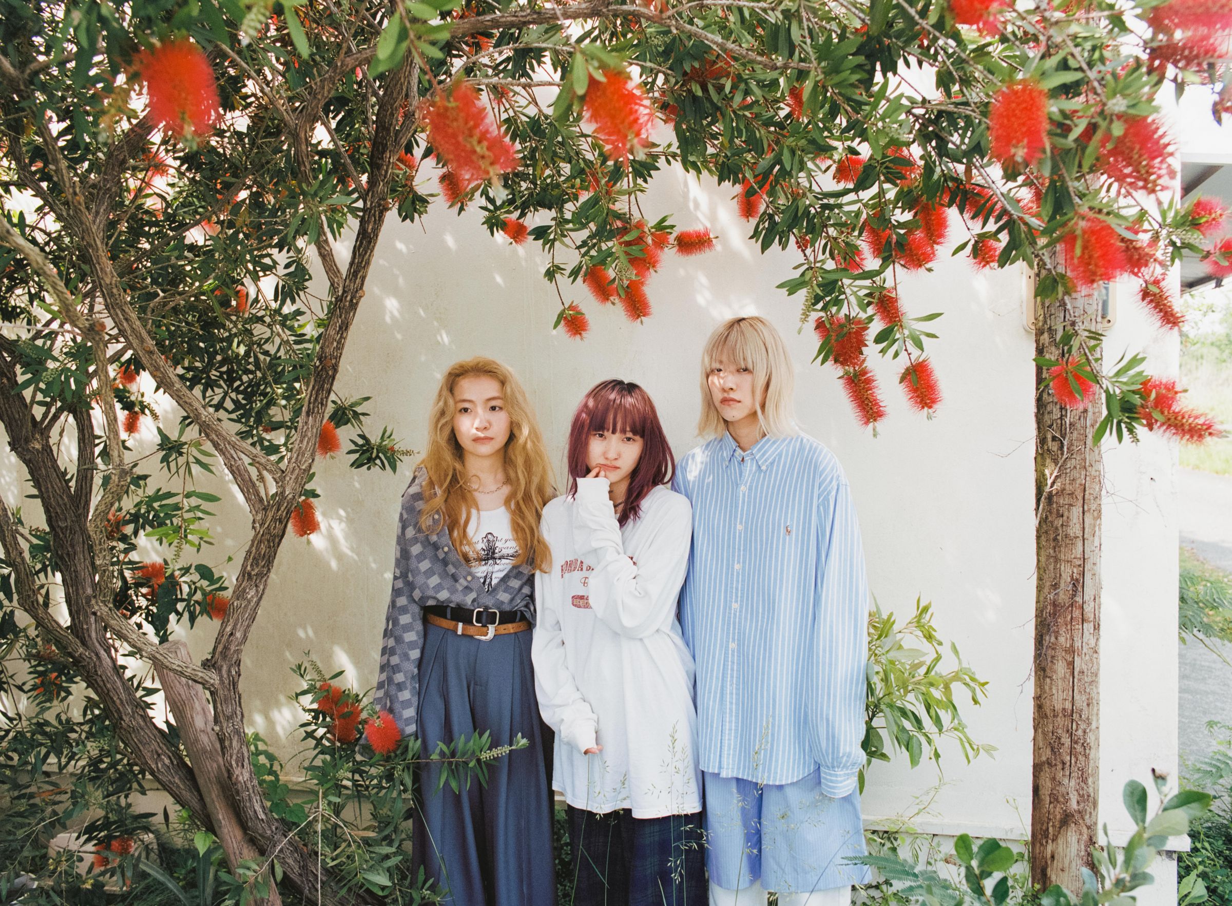 Mini Album「blue night」】ジャケット写真&特典デザインが解禁